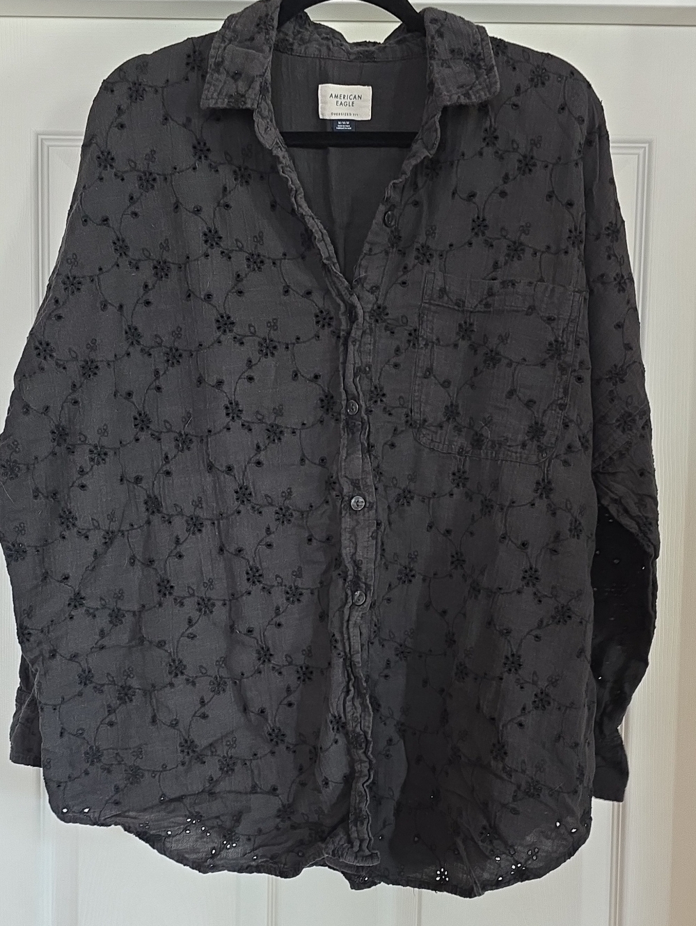 AE Go Big Eyelet Embroidered Oversized Button Down Shirt. Washed Black . EUC